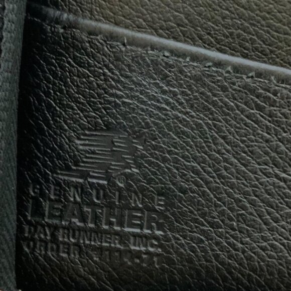 Day Runner Black Genuine Leather Zippered Planner Organizer 8x10 Classic Edition - Picture 7 of 10